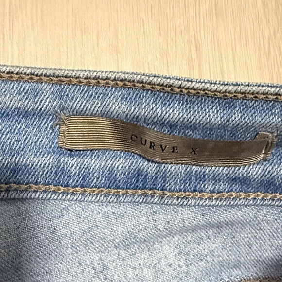 Guess Light Blue Distressed Curve X Skinny Jeans - Picture 4 of 10